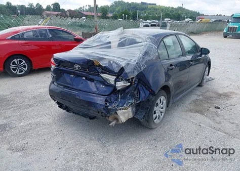 2020 Toyota Corolla Le z USA, uszkodzony, nr VIN 5YFEPRAE2LP110672